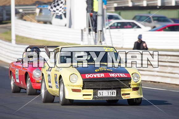 23 Mick William Datsun 240Z Group S & Invited - Sunday-2