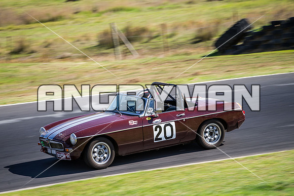 20 Roger Chapman - MGB Roadster - Group S & Invited - Saturday