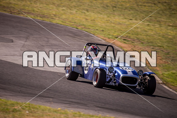 126 James Curran - Elfin 623 - Formula Libre & Invited Racing - Sunday-2