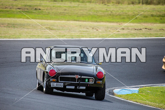 3 Mark Dilger MGB GT 1972 - Regularity Marque Sports Cars & Invited - Saturday-3