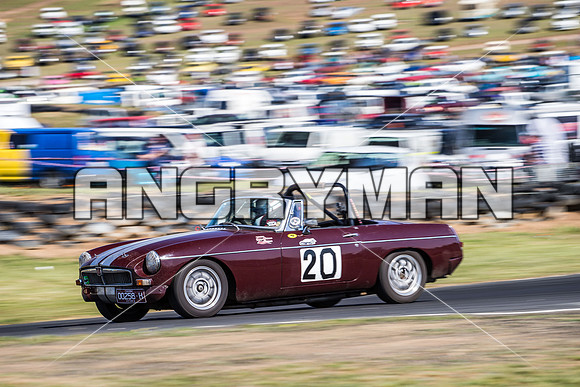 20 Roger Chapman - MGB Roadster - Group S & Invited - Sunday-3
