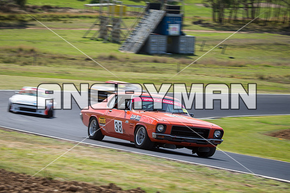 38 Leon Bell - Holden HQ Monaro - Muscle Car Cup Over Two Litre - Classic - Saturday-10