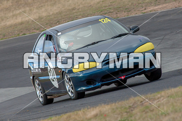 Hyundai 124 Callum Pearce - 26th May 2013 - Baskerville-4