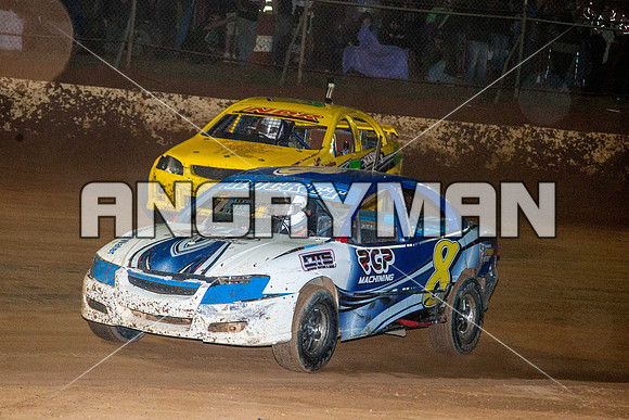 modified 8 Q8 RODNEY PAMMENTER - 31 - Carrick - 4th April 2015-2