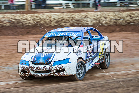 modified 8 Q8 RODNEY PAMMENTER - 31 - Carrick - 4th April 2015-5