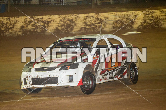 modified 7 V7 JUSTIN DREW - 31 - Carrick - 4th April 2015-11