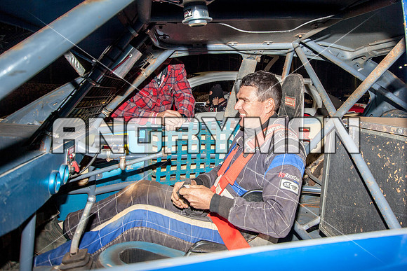 modified 8 Q8 RODNEY PAMMENTER - 31 - Carrick - 4th April 2015-16