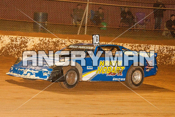 tassie six 10 - 31 - Carrick - 4th April 2015-2
