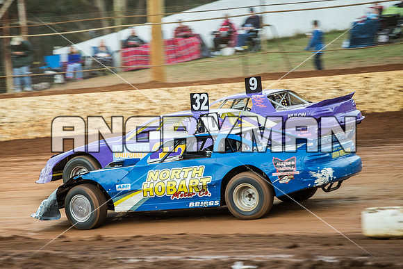tassie six 10 - 31 - Carrick - 4th April 2015-6