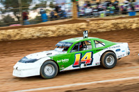 tassie six 14 - 31 - Carrick - 4th April 2015-3