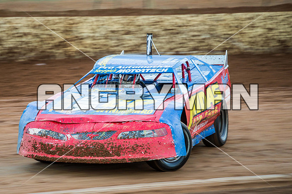 tassie six 18 - 31 - Carrick - 4th April 2015-3