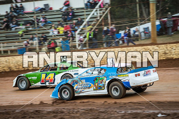 tassie six 19 - 31 - Carrick - 4th April 2015-5