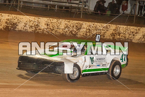tassie six 47 - 31 - Carrick - 4th April 2015-3