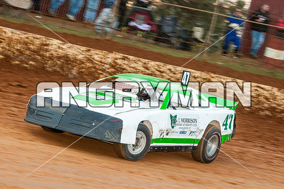tassie six 47 - 31 - Carrick - 4th April 2015