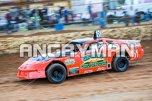 tassie six 151 - 31 - Carrick - 4th April 2015-7