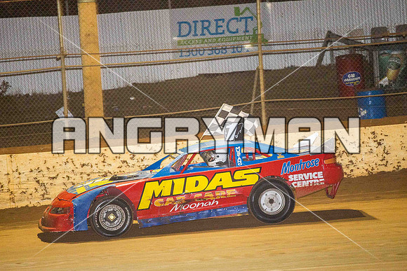 tassie six 18 - 31 - Carrick - 4th April 2015-6