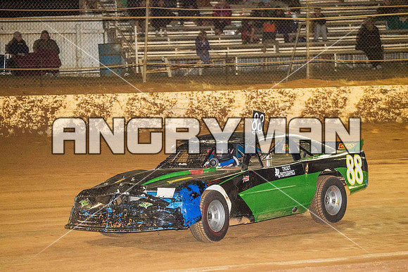 tassie six 88 - 31 - Carrick - 4th April 2015-4