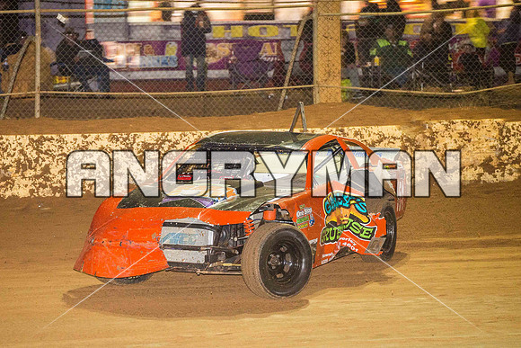 tassie six 151 - 31 - Carrick - 4th April 2015-10