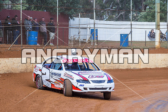 modified 2 Q2 BRODIE BOSS - 29 - Carrick - 2nd April 2015 - Aus Title Practice-2