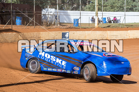 modified 4 V4 KYE BLIGHT - 29 - Carrick - 2nd April 2015 - Aus Title Practice-3