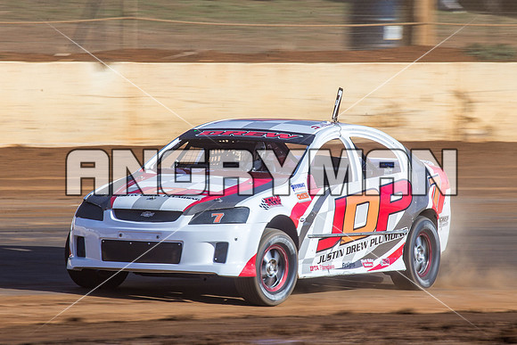 modified 7 V7 JUSTIN DREW - 29 - Carrick - 2nd April 2015 - Aus Title Practice-5