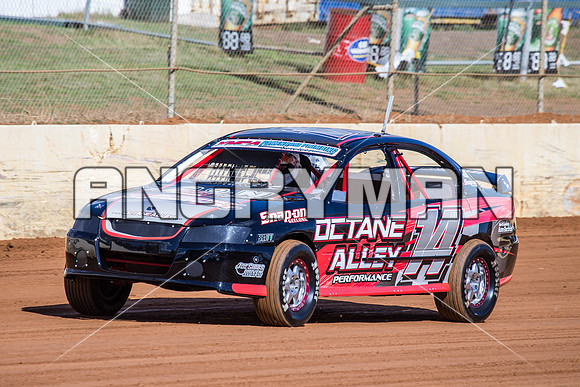 Modified 14 V14 BRENTON MILLS - 29 - Carrick - 2nd April 2015 - Aus Title Practice