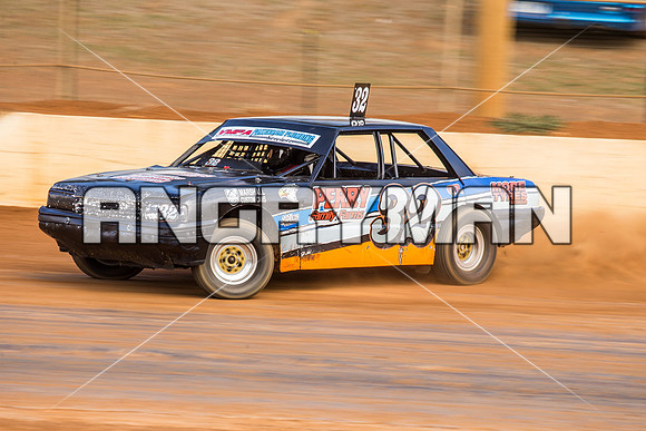 modified 32 V32 BRODY CHRYSTIE - 29 - Carrick - 2nd April 2015 - Aus Title Practice-2