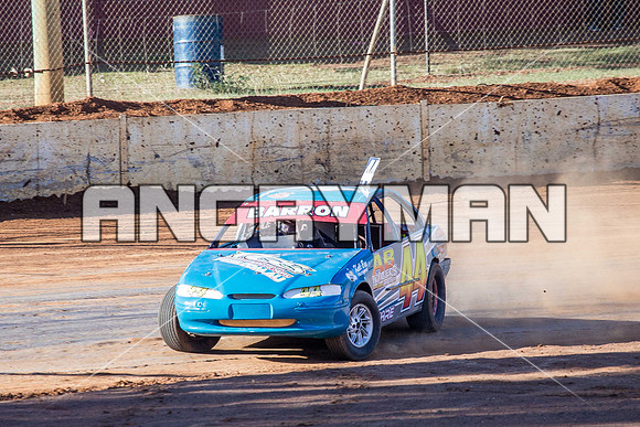 modified 44 Q44 ASHLEY BARRON - 29 - Carrick - 2nd April 2015 - Aus Title Practice-5