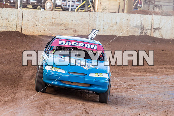 modified 44 Q44 ASHLEY BARRON - 29 - Carrick - 2nd April 2015 - Aus Title Practice