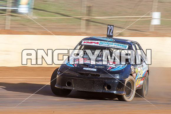 modified 72 V72 MARTIN HAWSON - 29 - Carrick - 2nd April 2015 - Aus Title Practice-5
