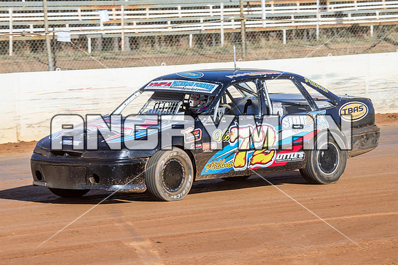 modified 72 V72 MARTIN HAWSON - 29 - Carrick - 2nd April 2015 - Aus Title Practice-8