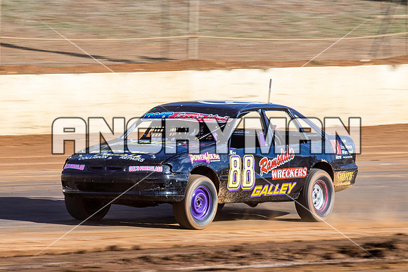 modified 88 V88 BRYAN GALLEY - 29 - Carrick - 2nd April 2015 - Aus Title Practice-8