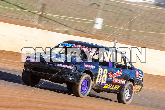 modified 88 V88 BRYAN GALLEY - 29 - Carrick - 2nd April 2015 - Aus Title Practice-9