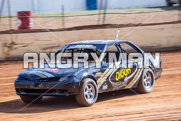 modified 93 Q93 JASON BEER - 29 - Carrick - 2nd April 2015 - Aus Title Practice-2