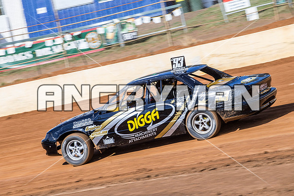 modified 93 Q93 JASON BEER - 29 - Carrick - 2nd April 2015 - Aus Title Practice-3