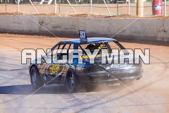 modified 93 Q93 JASON BEER - 29 - Carrick - 2nd April 2015 - Aus Title Practice-5