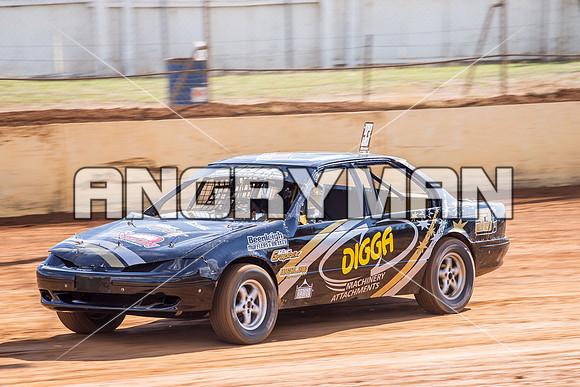 modified 93 Q93 JASON BEER - 29 - Carrick - 2nd April 2015 - Aus Title Practice