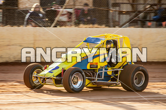 wingless 2 t2 - 30 - Carrick - 3rd April 2015