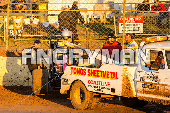 wingless 5 t5 - 30 - Carrick - 3rd April 2015-2