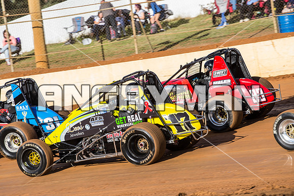 wingless 17 t17 - 30 - Carrick - 3rd April 2015-3