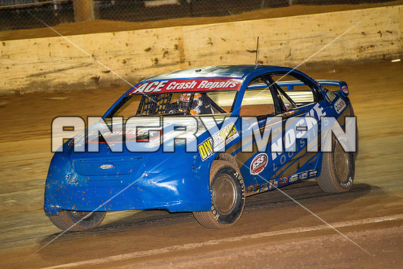 modified 4 V4 KYE BLIGHT - 30 - Carrick - 3rd April 2015-12