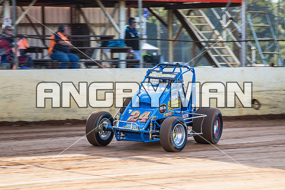 wingless 24 t24 - 30 - Carrick - 3rd April 2015-3