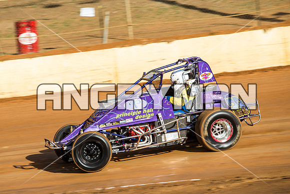 wingless 28 t28 - 30 - Carrick - 3rd April 2015-4