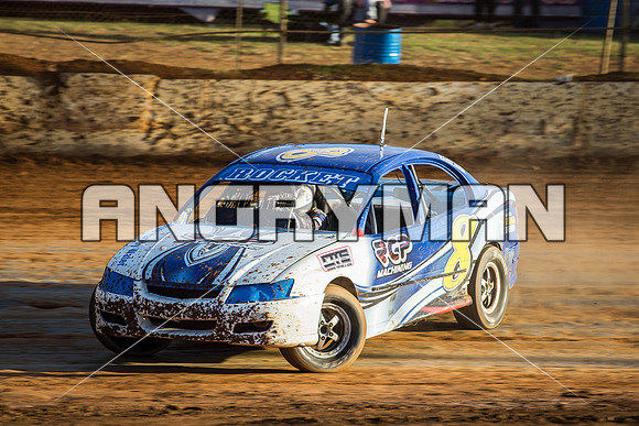 modified 8 Q8 RODNEY PAMMENTER - 30 - Carrick - 3rd April 2015-9