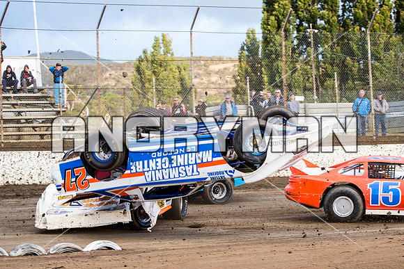 super sedan 27 t27 leon nichols - 26 - Hobart - 14th March 2015-11