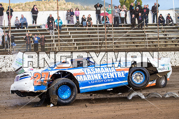 super sedan 27 t27 leon nichols - 26 - Hobart - 14th March 2015-25