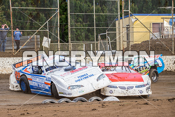 super sedan 27 t27 leon nichols - 26 - Hobart - 14th March 2015