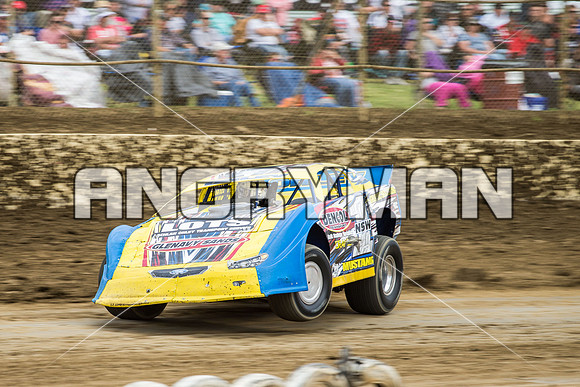 super sedan 17 n17 lachlan onley