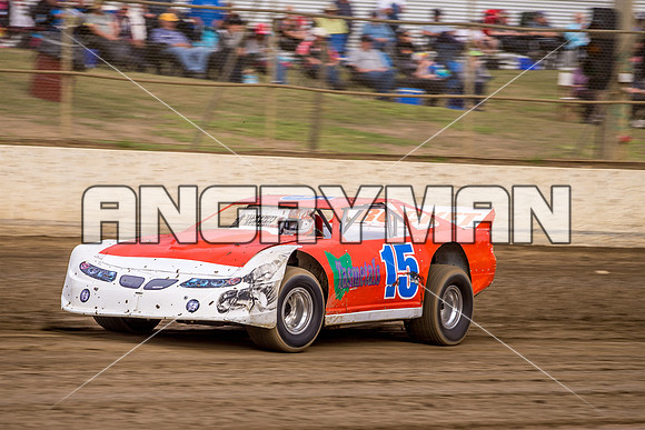 super sedan 15 t15 John Inness