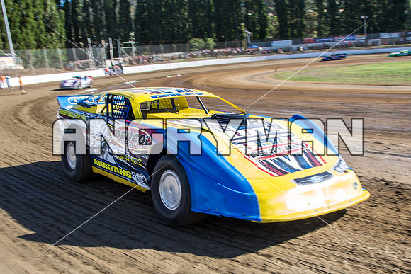 super sedan 17 n17 lachlan onley